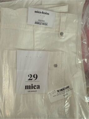 NWT MICA HIGH RISE WIDE LEG ANKLE JEANS IN WHITE